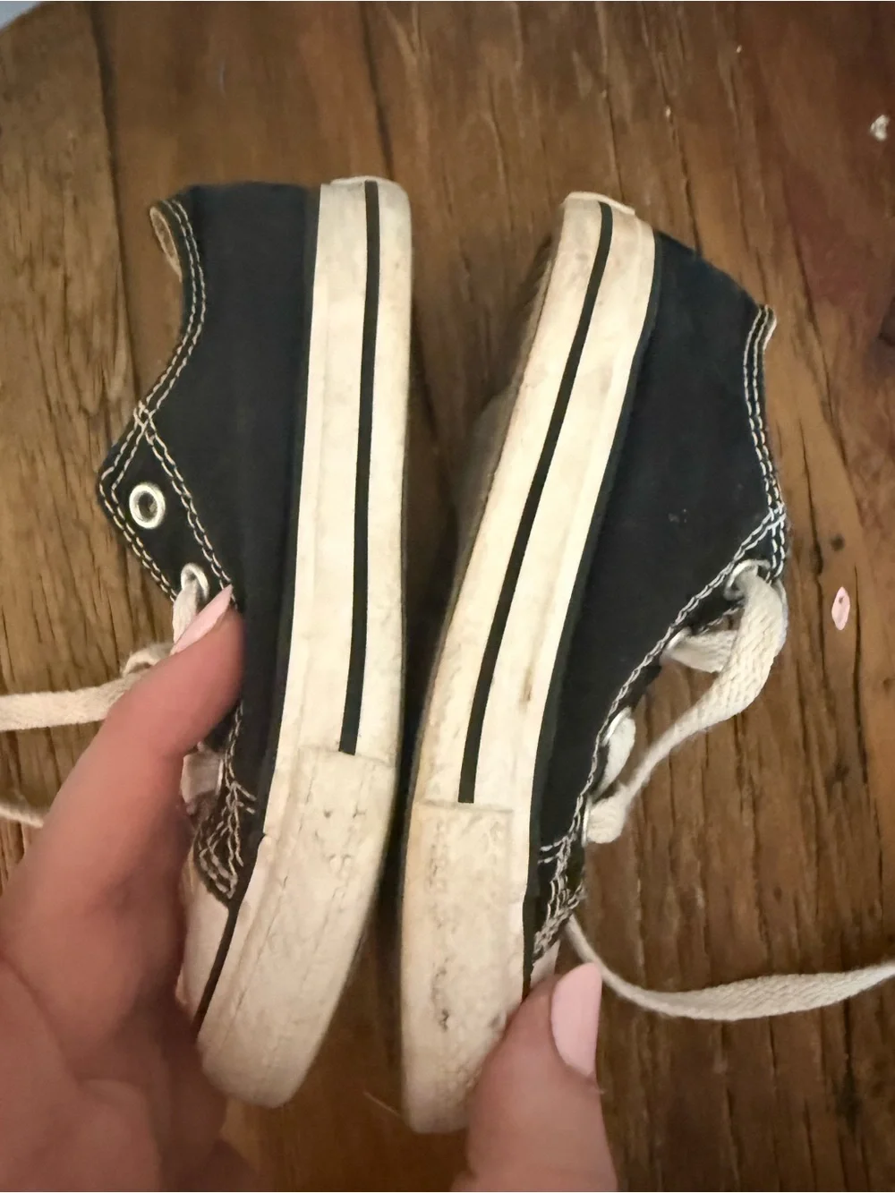 Converse classic low